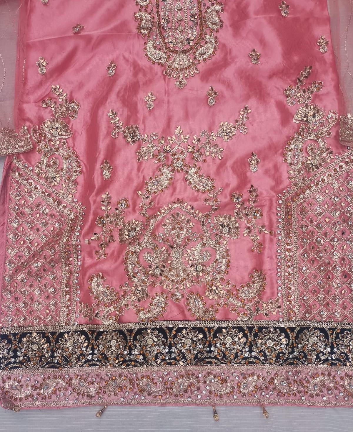 FastFabrics Luxury Bridal Collection – Heavy Aari Embroidery & Handwork 3 Piece Suit | FA52