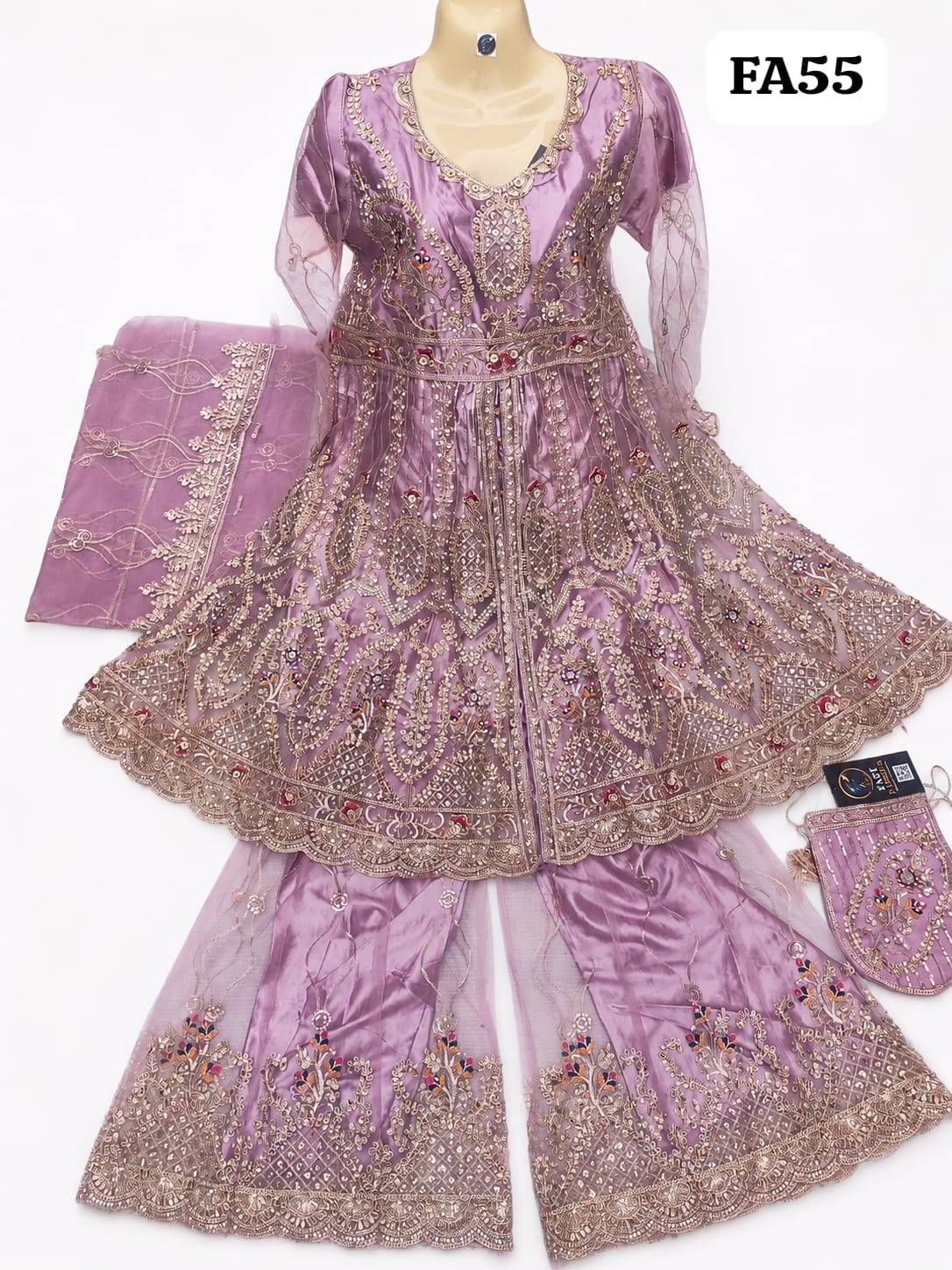 FastFabrics Luxury Bridal Collection – Heavy Aari Embroidery & Handwork 3 Piece Suit | FA55