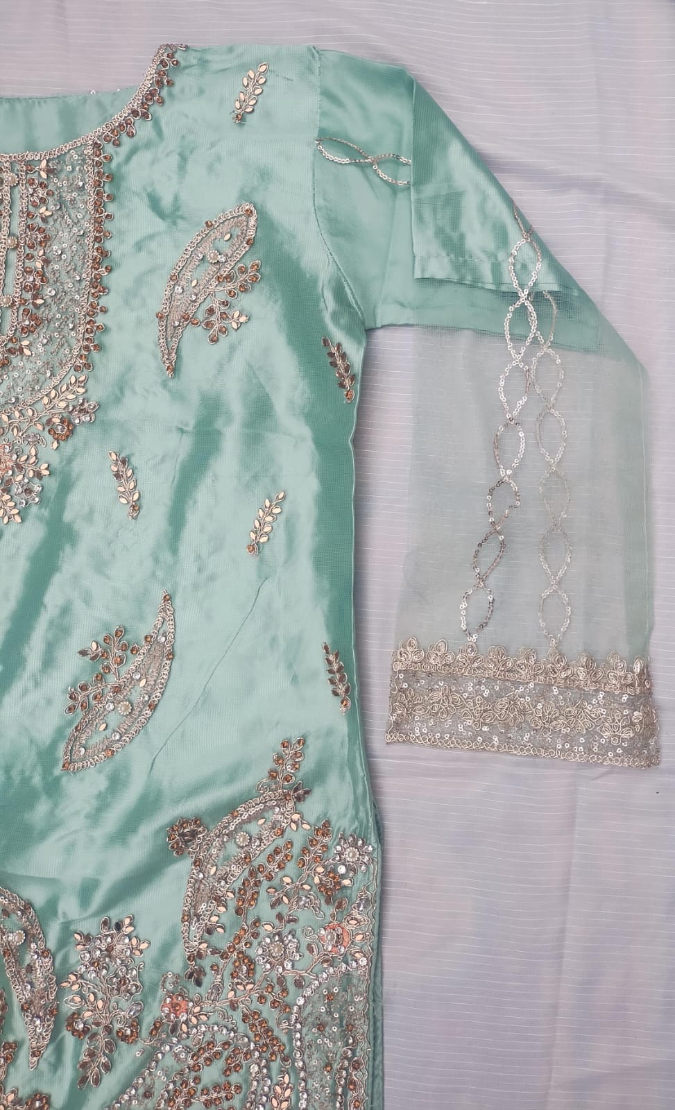 FastFabrics Luxury Bridal Collection – Heavy Aari Embroidery & Handwork 3 Piece Suit | FA51