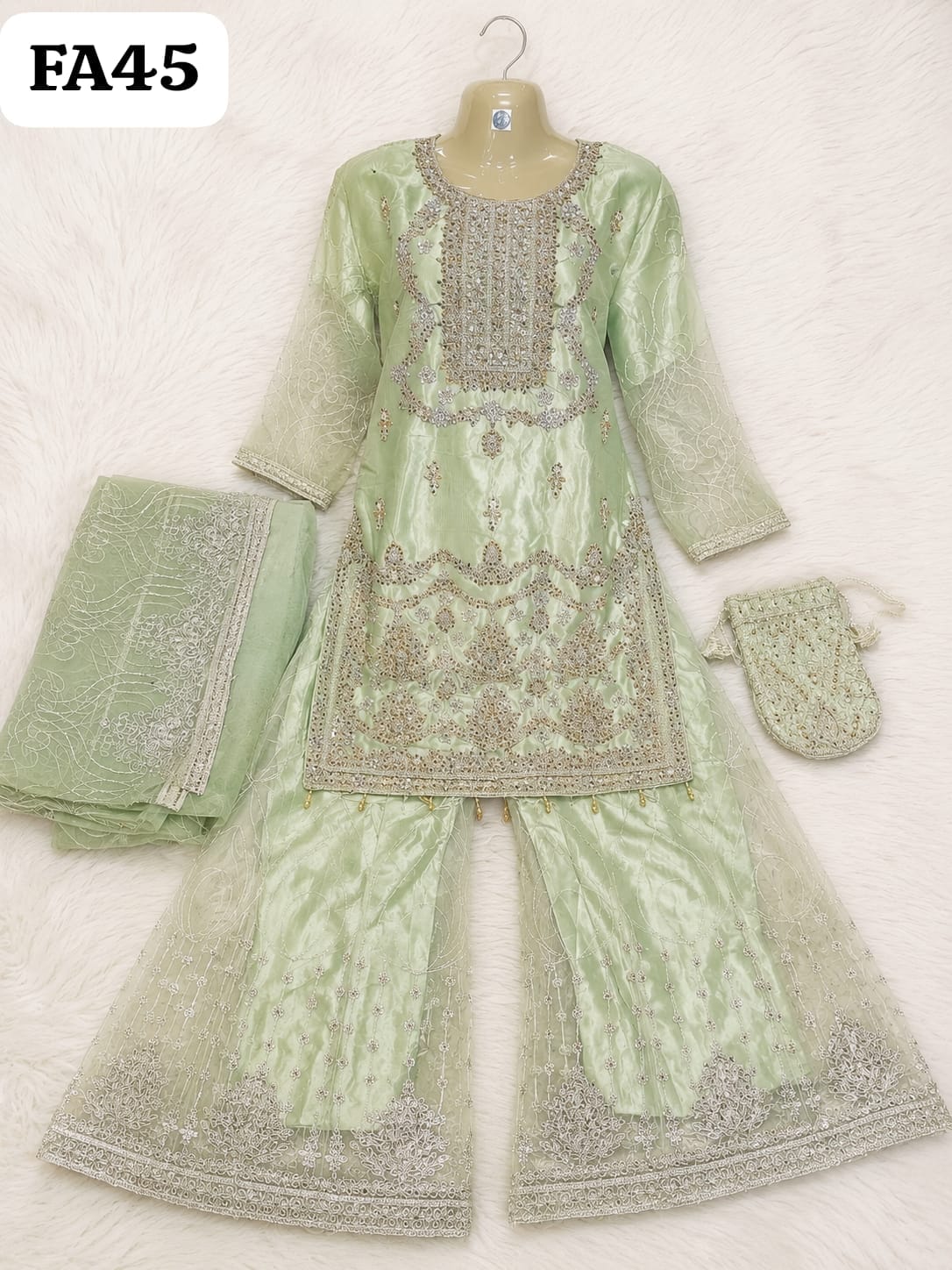 Fast Fabrics Luxury Bridal Collection – Heavy Aari Embroidery & Handwork 3 Piece Suit | FA45